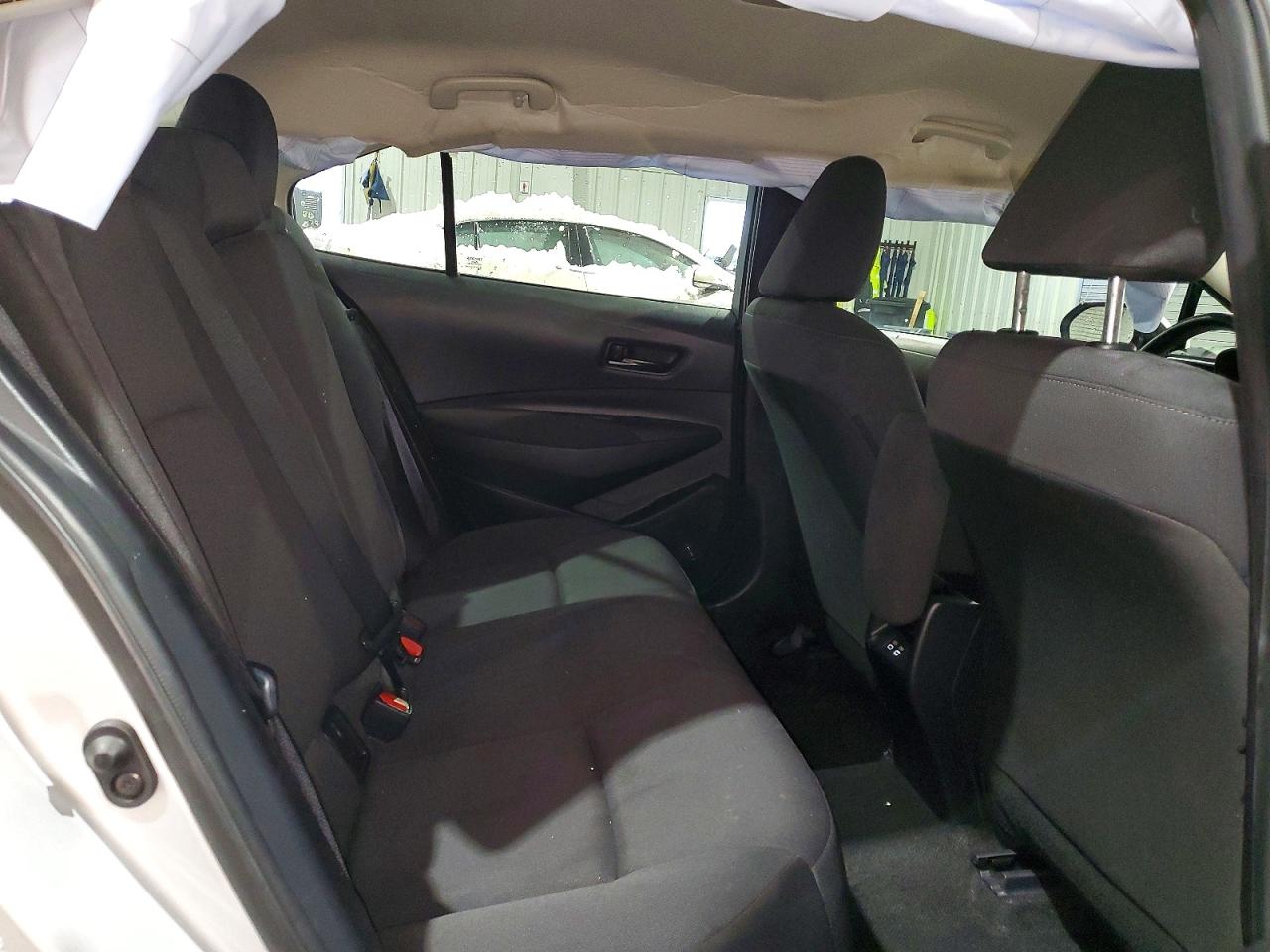 2024 TOYOTA COROLLA LE photo 10