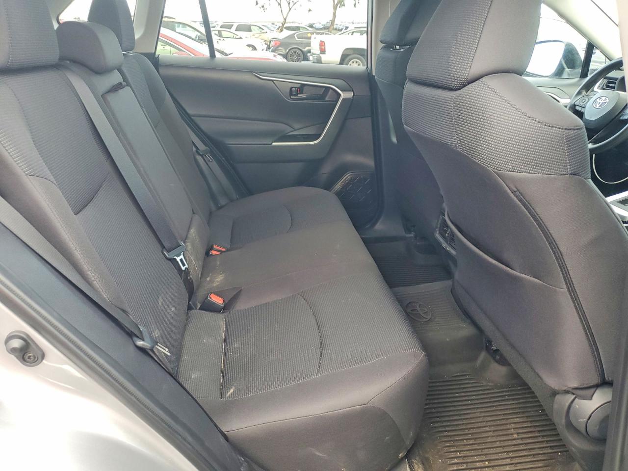 2024 TOYOTA RAV4 LE photo 11
