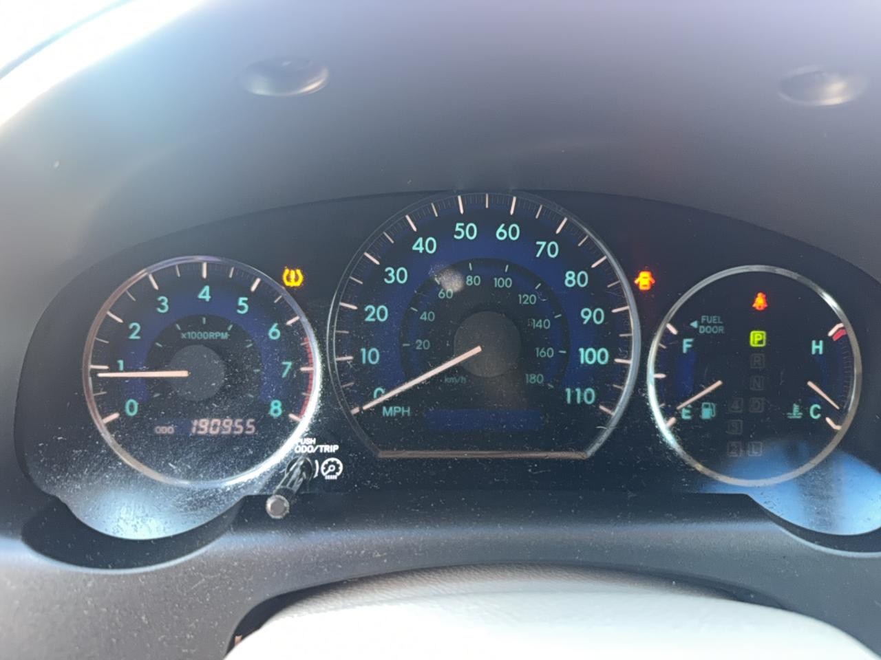 2008 TOYOTA SIENNA XLE photo 8