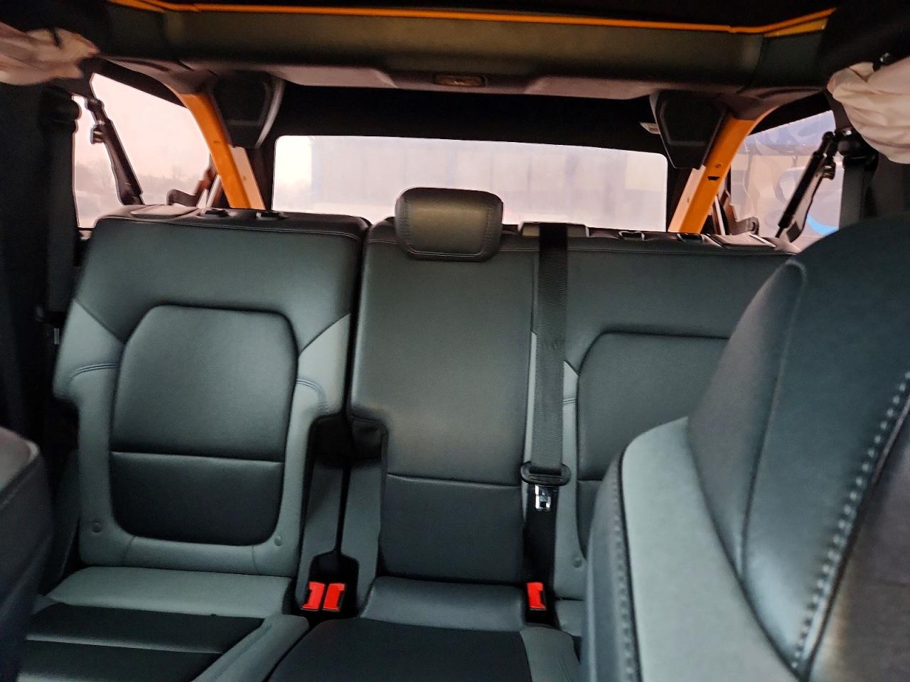 2022 FORD BRONCO BASE photo 19