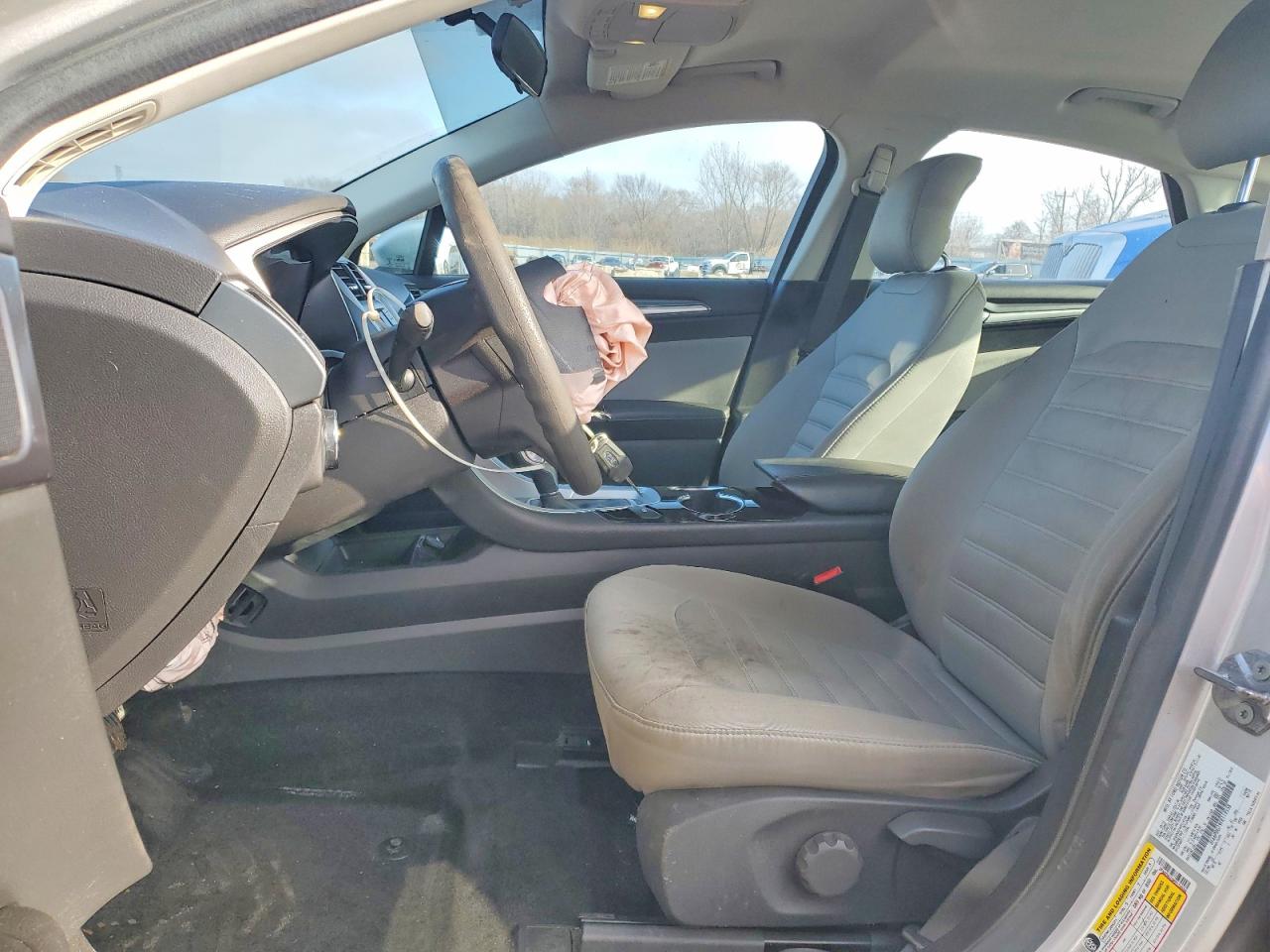 2015 FORD FUSION S photo 7