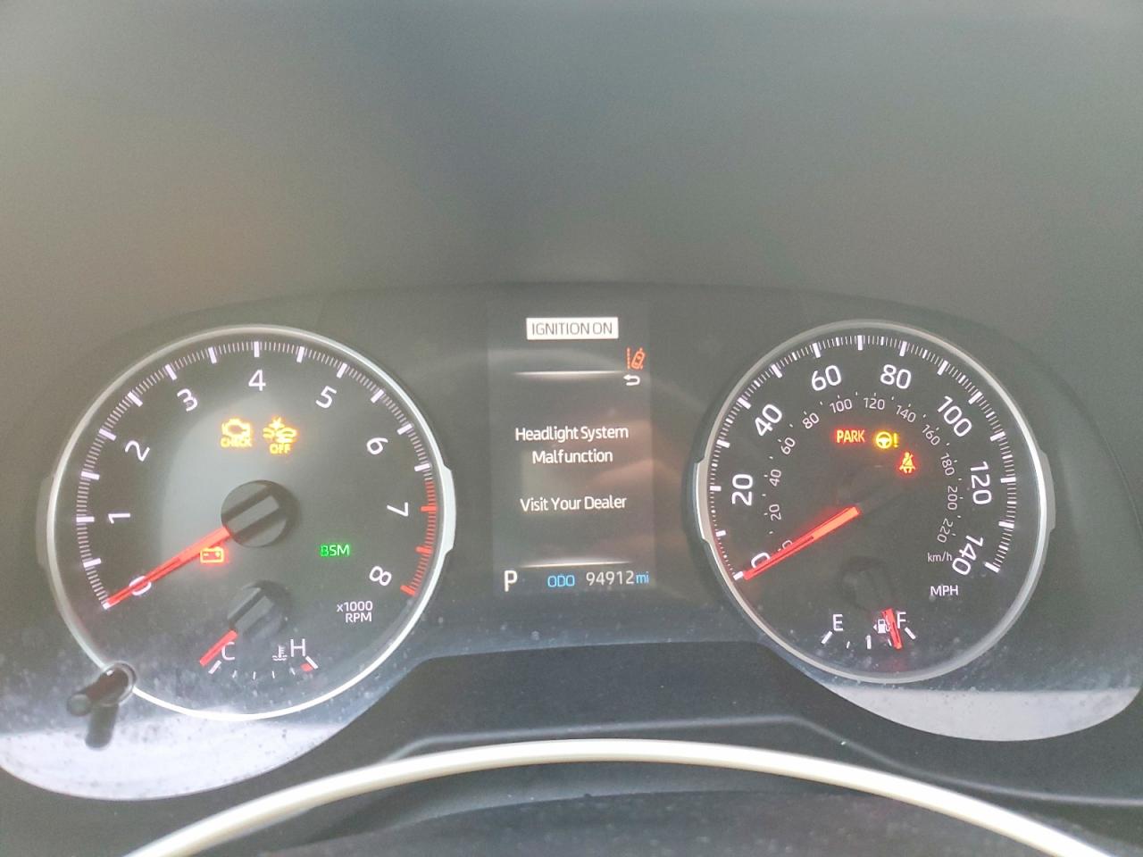 2019 TOYOTA RAV4 XLE photo 9