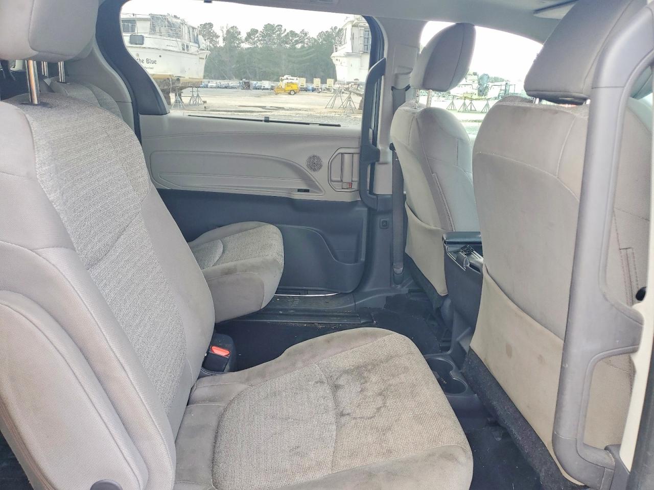 2021 TOYOTA SIENNA photo 31