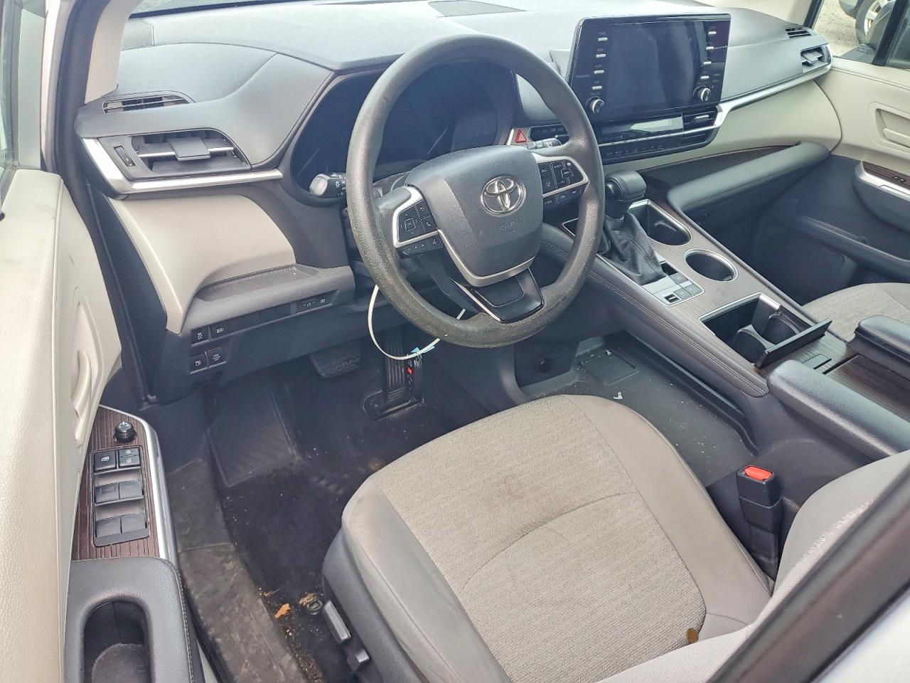 2021 TOYOTA SIENNA photo 22
