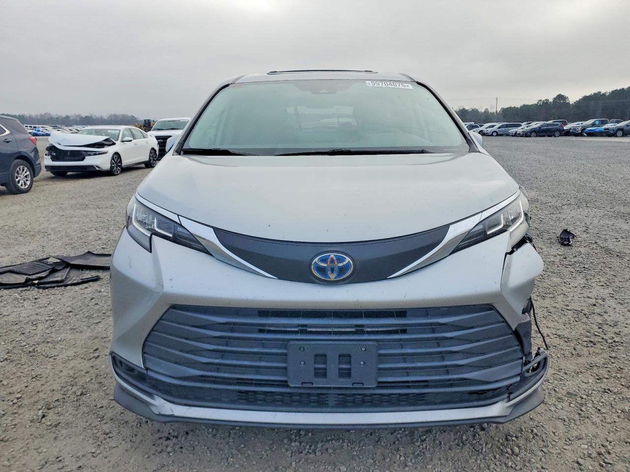 2021 TOYOTA SIENNA photo 13