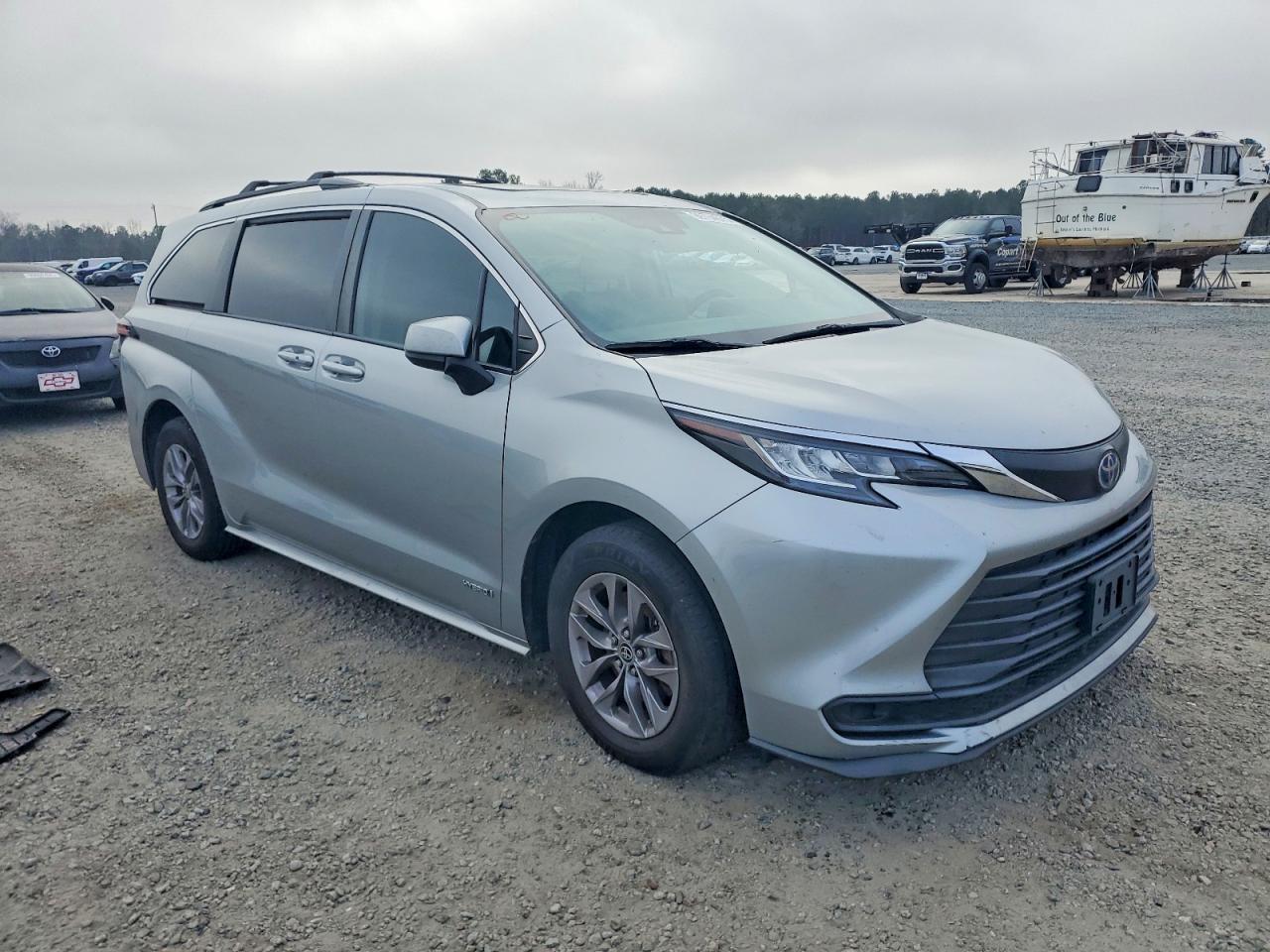 2021 TOYOTA SIENNA photo 10