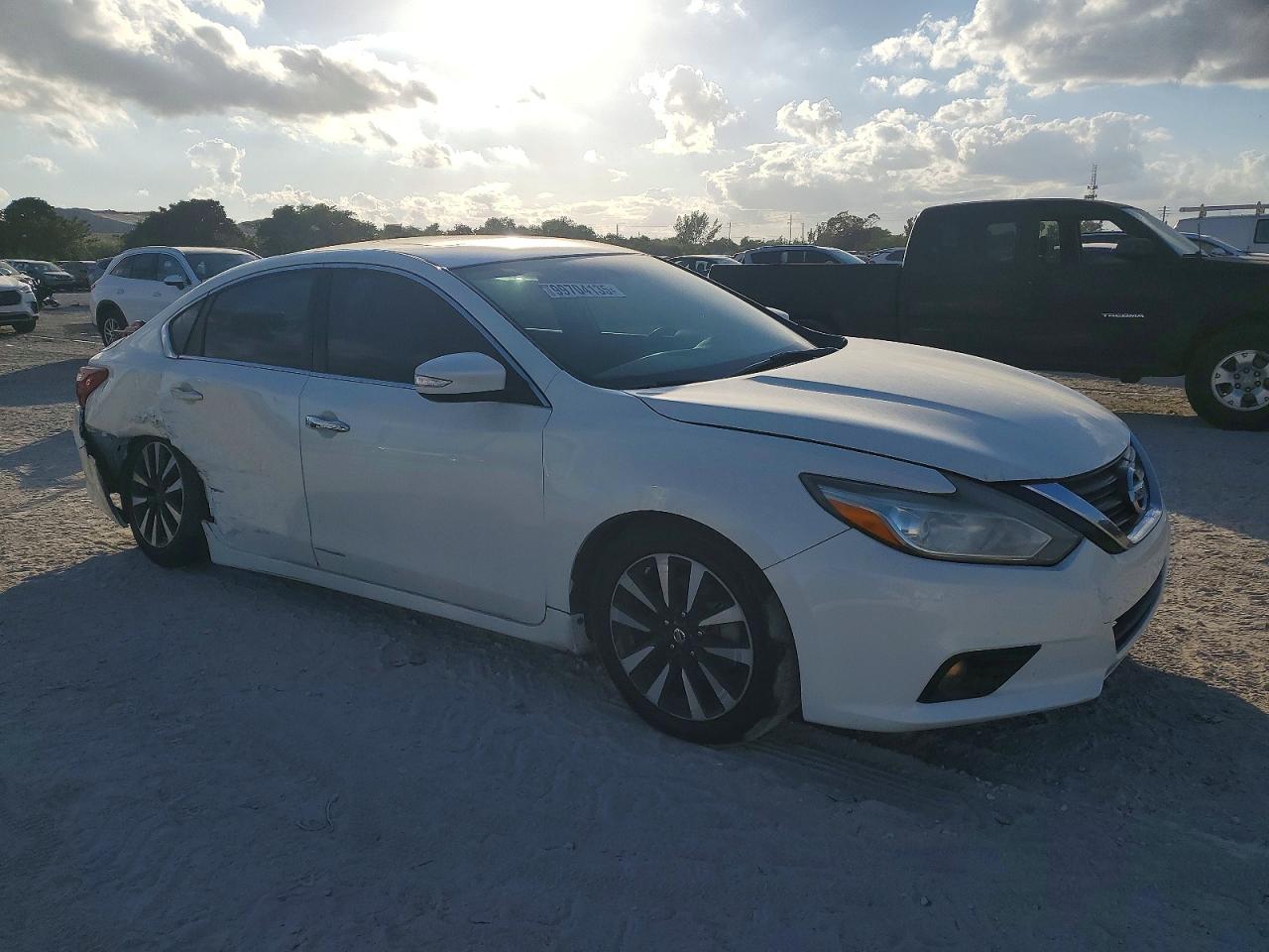 2018 NISSAN ALTIMA 2.5 photo 4