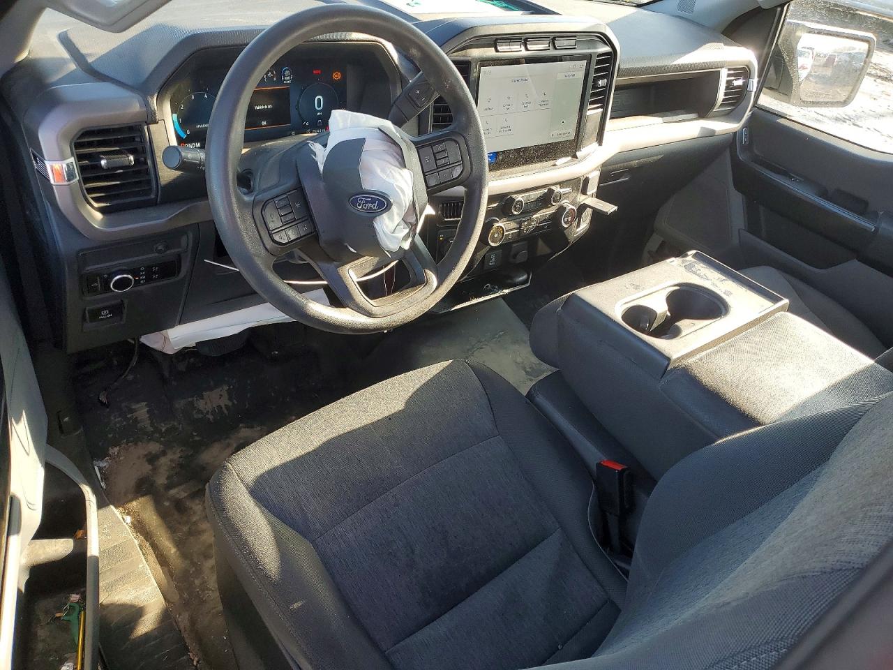 2024 FORD F150 XL photo 8