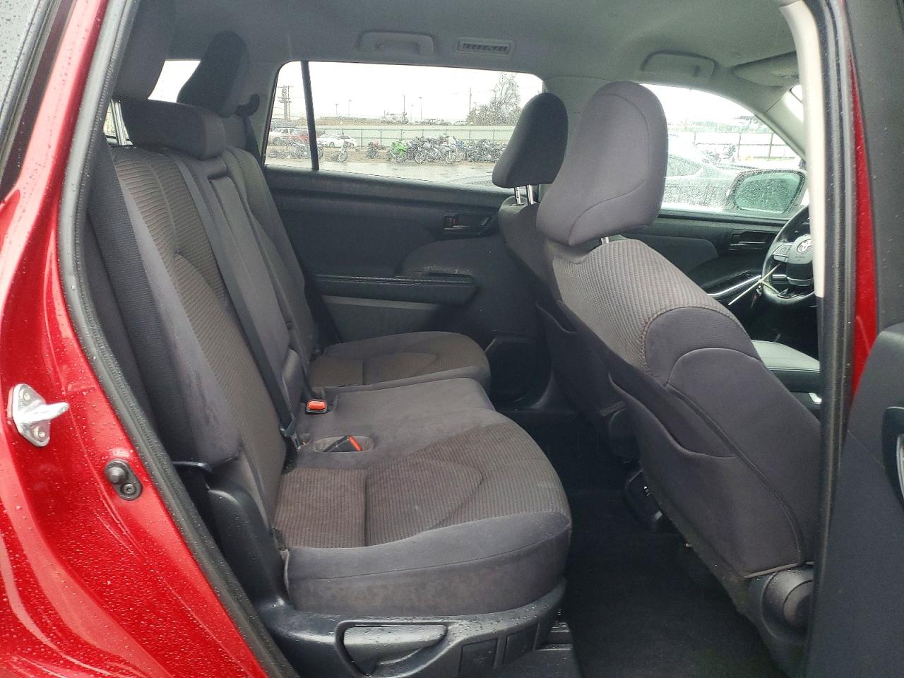 2021 TOYOTA HIGHLANDER L photo 11