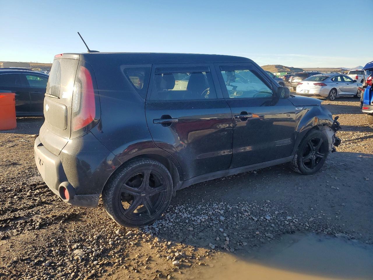 2015 KIA SOUL photo 3