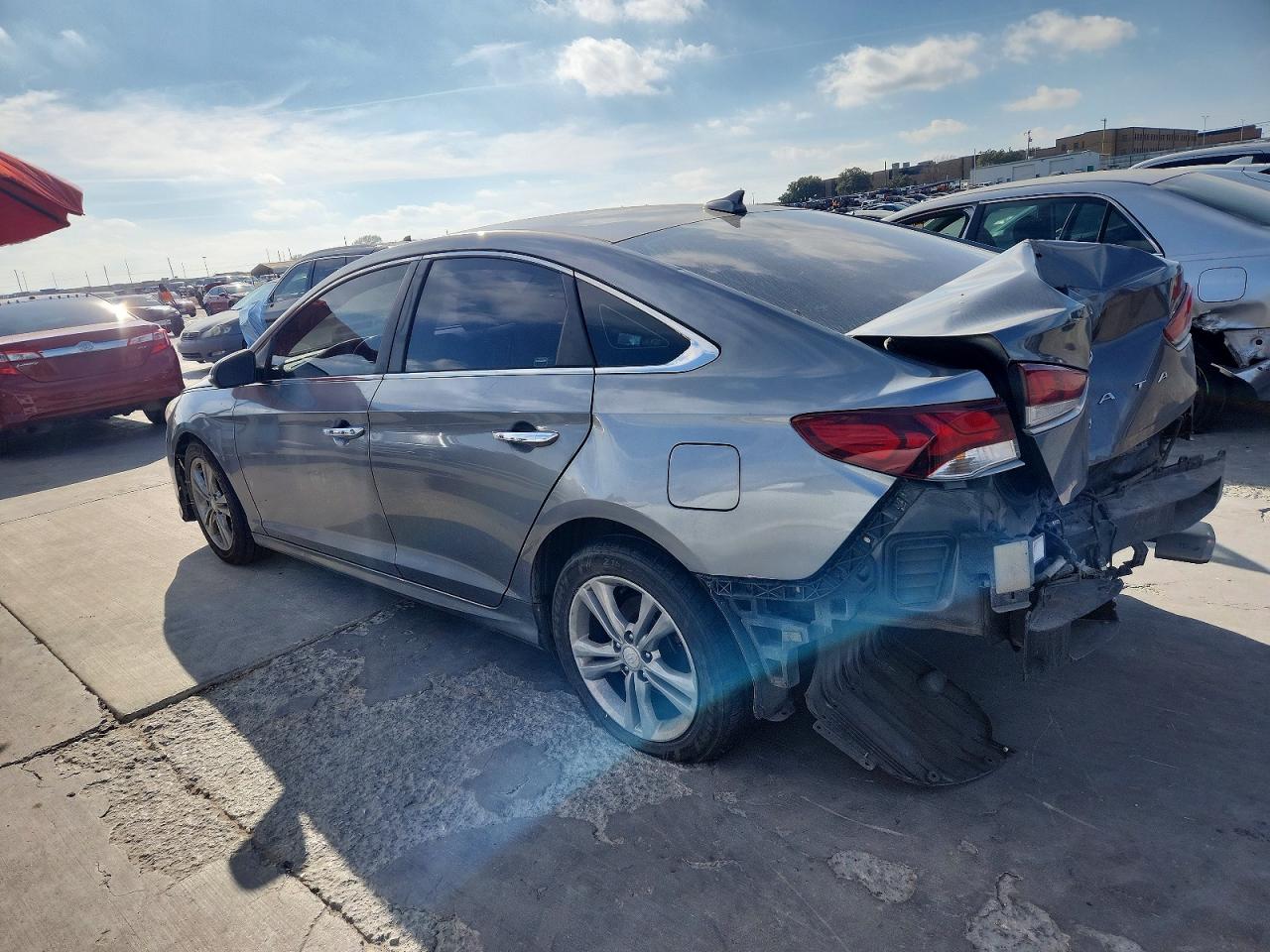 2018 HYUNDAI SONATA SPORT photo 2