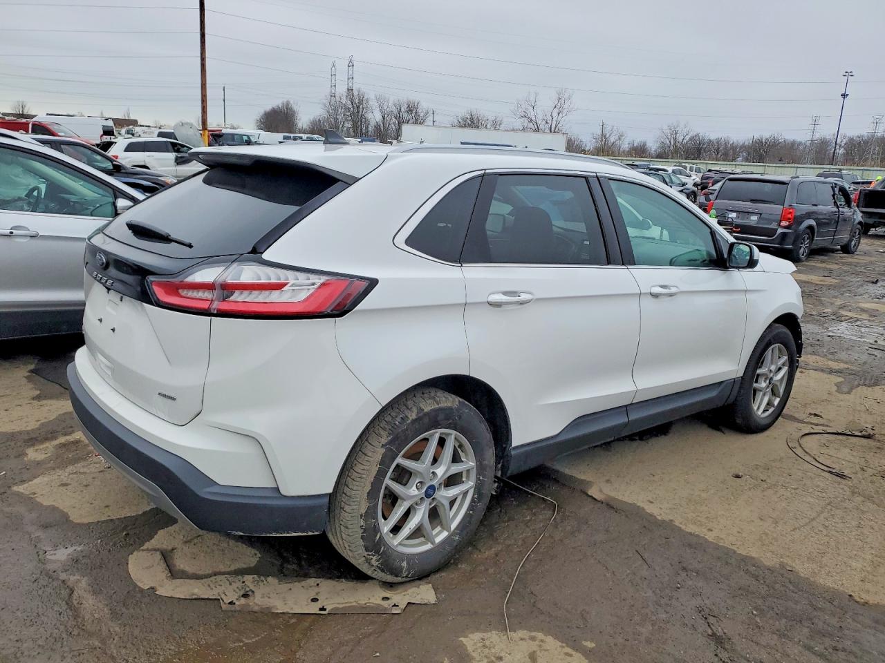 2021 FORD EDGE SEL photo 3