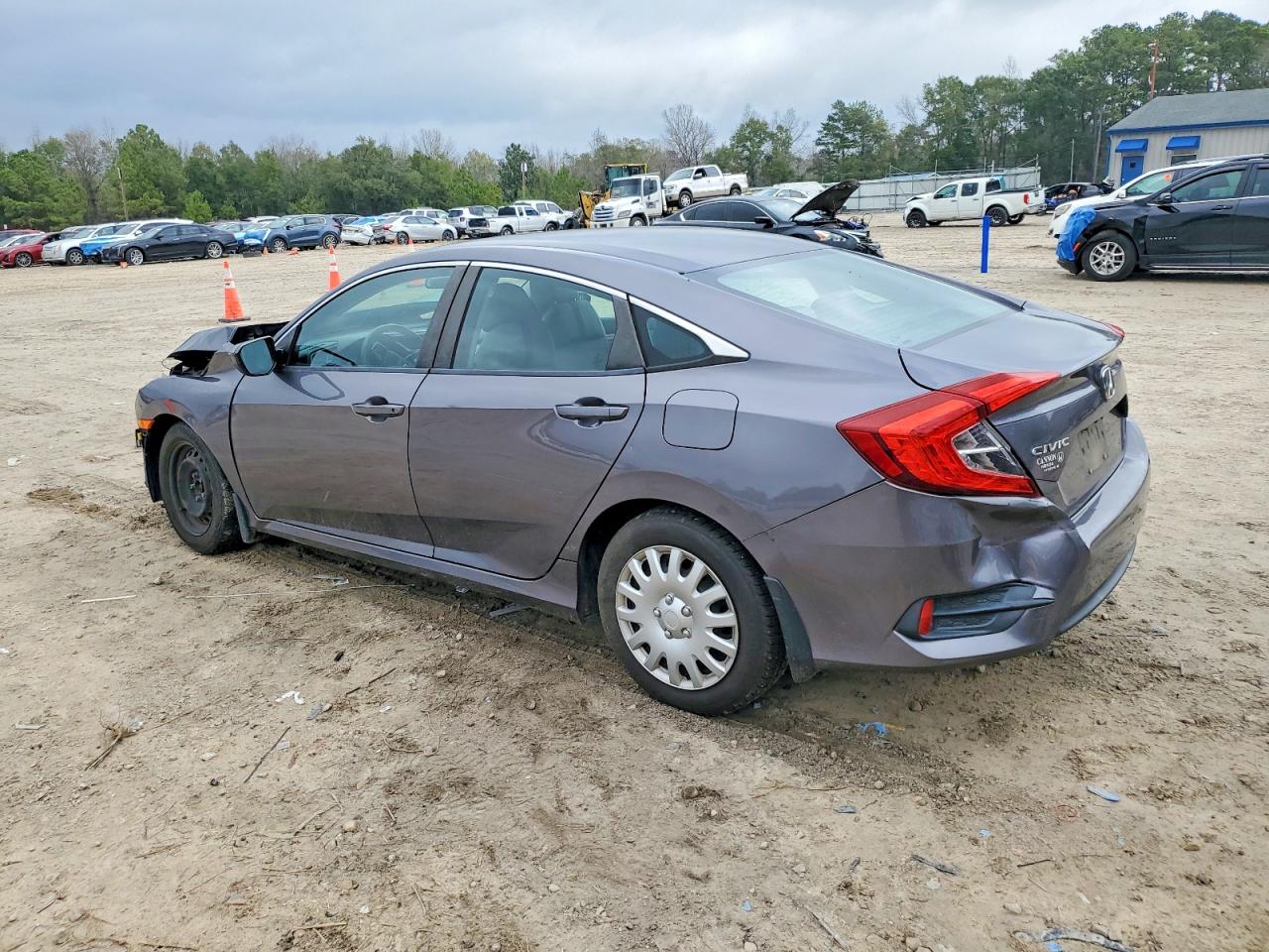 2016 HONDA CIVIC LX photo 3