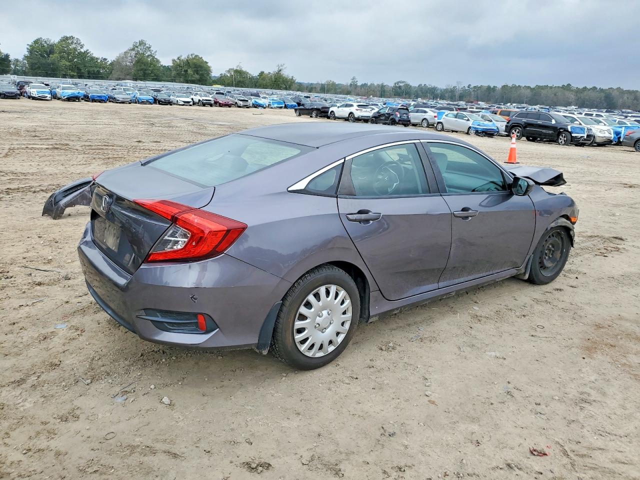 2016 HONDA CIVIC LX photo 5