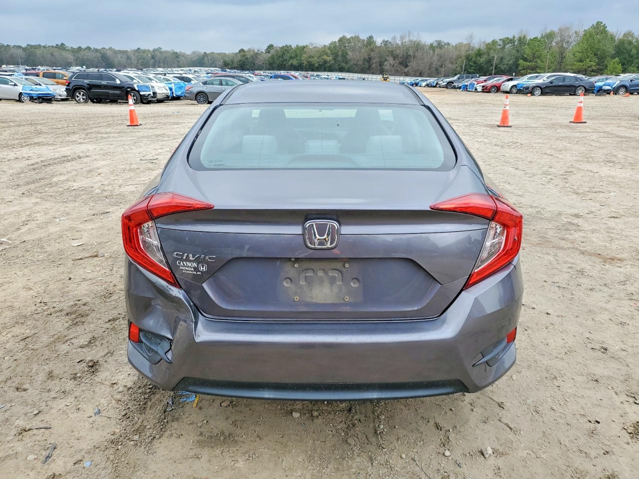 2016 HONDA CIVIC LX photo 11