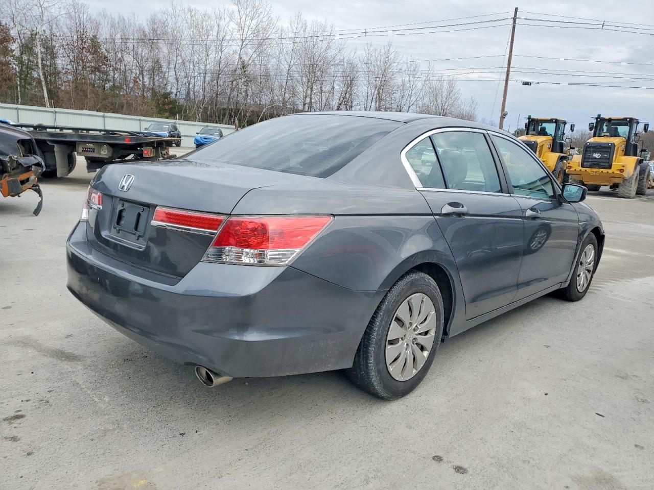 2012 HONDA ACCORD LX photo 3