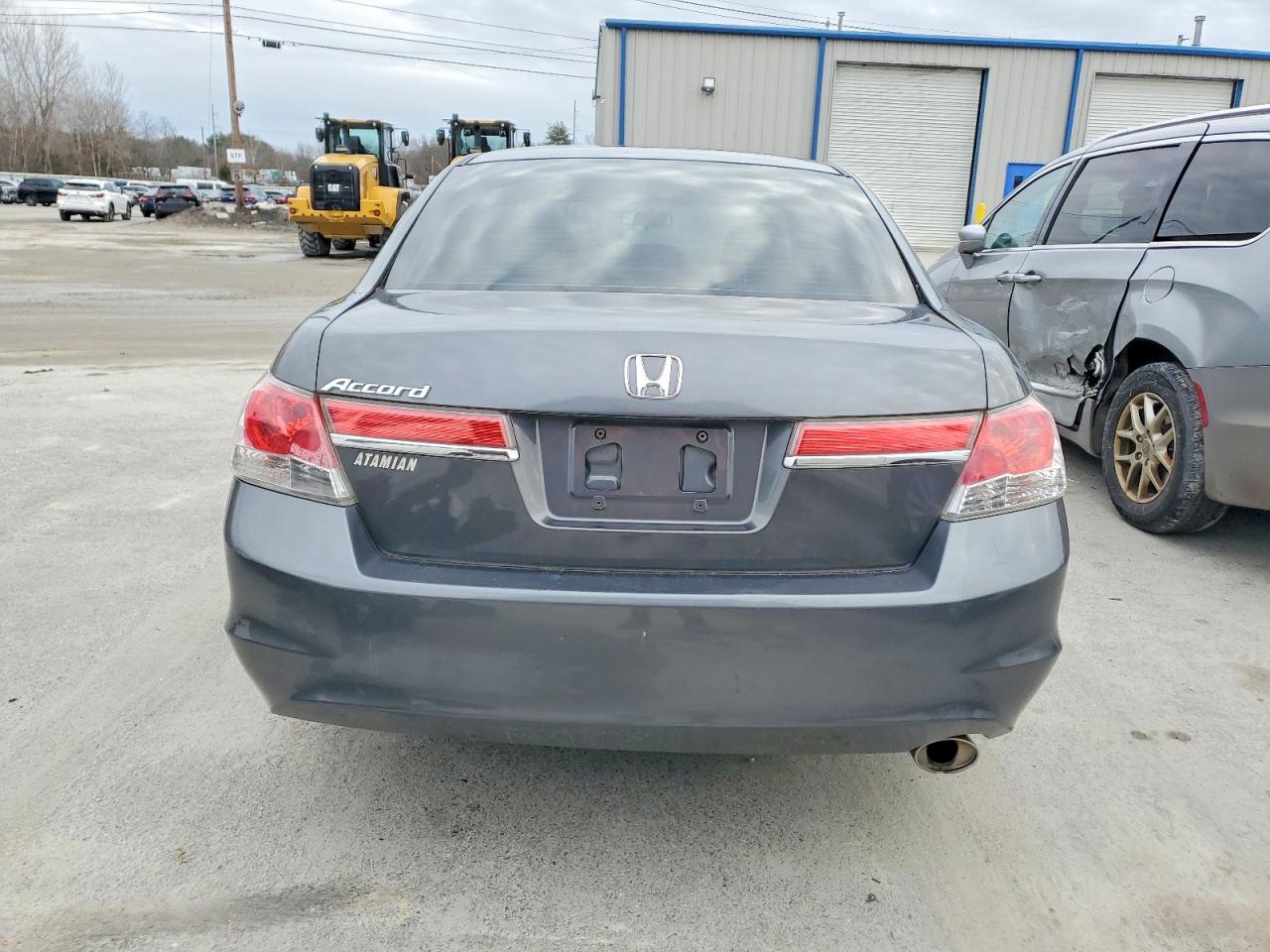 2012 HONDA ACCORD LX photo 6