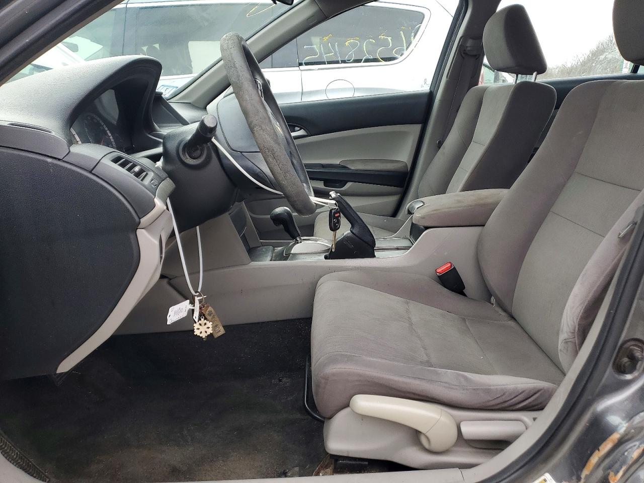 2012 HONDA ACCORD LX photo 7