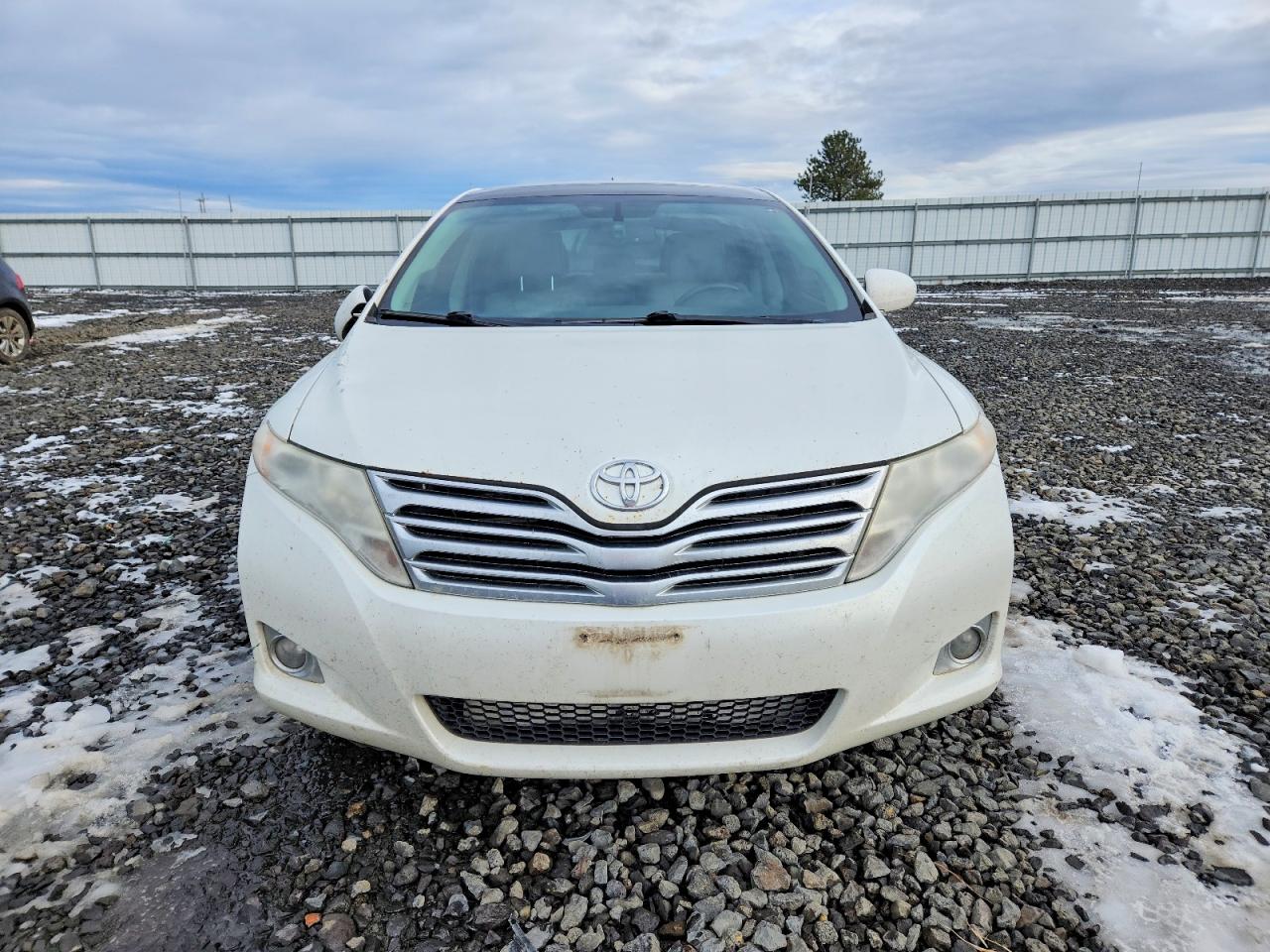 2011 TOYOTA VENZA photo 5