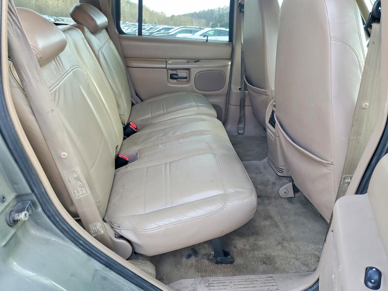 2001 MERCURY MOUNTAINEER photo 11