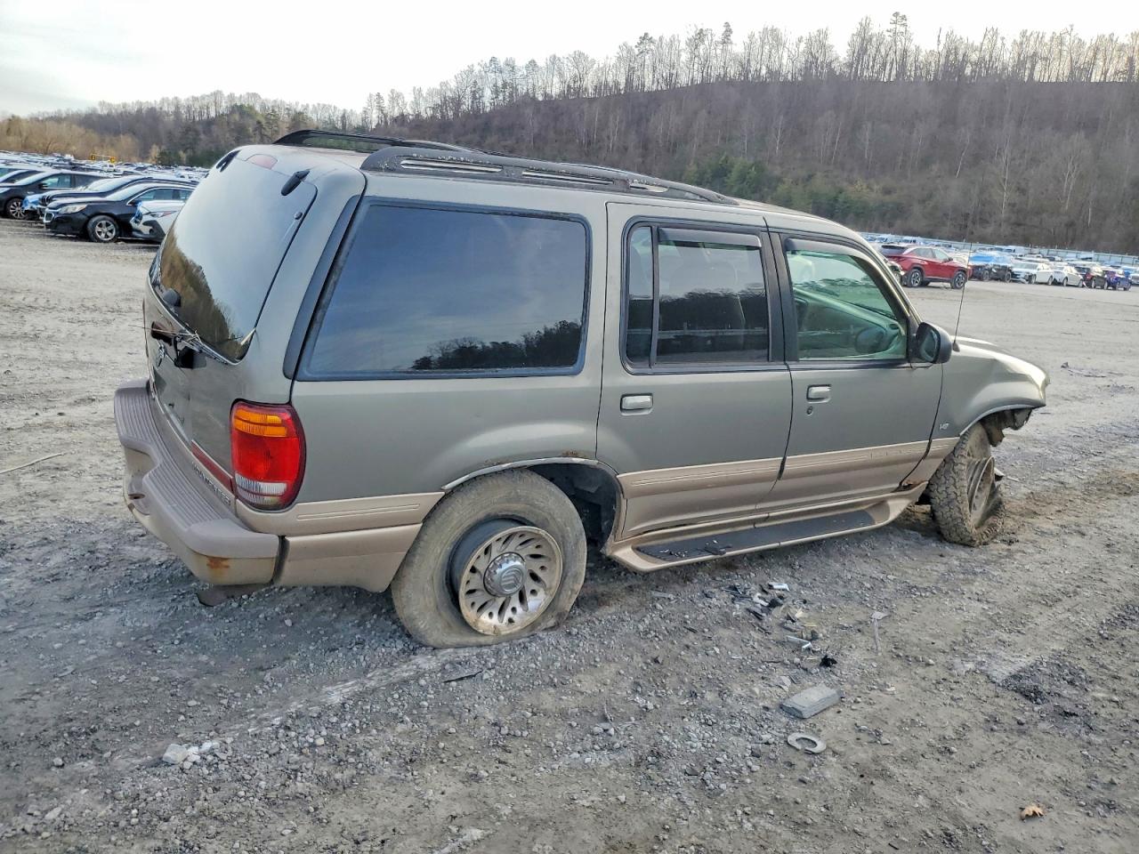2001 MERCURY MOUNTAINEER photo 3