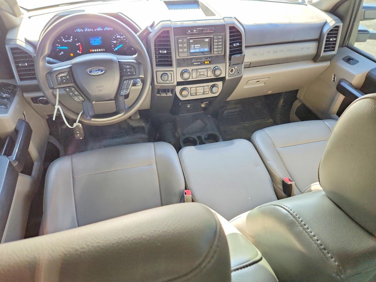 2019 FORD F350 SUPER DUTY TRUCK CAB AND CHASSIS photo 8