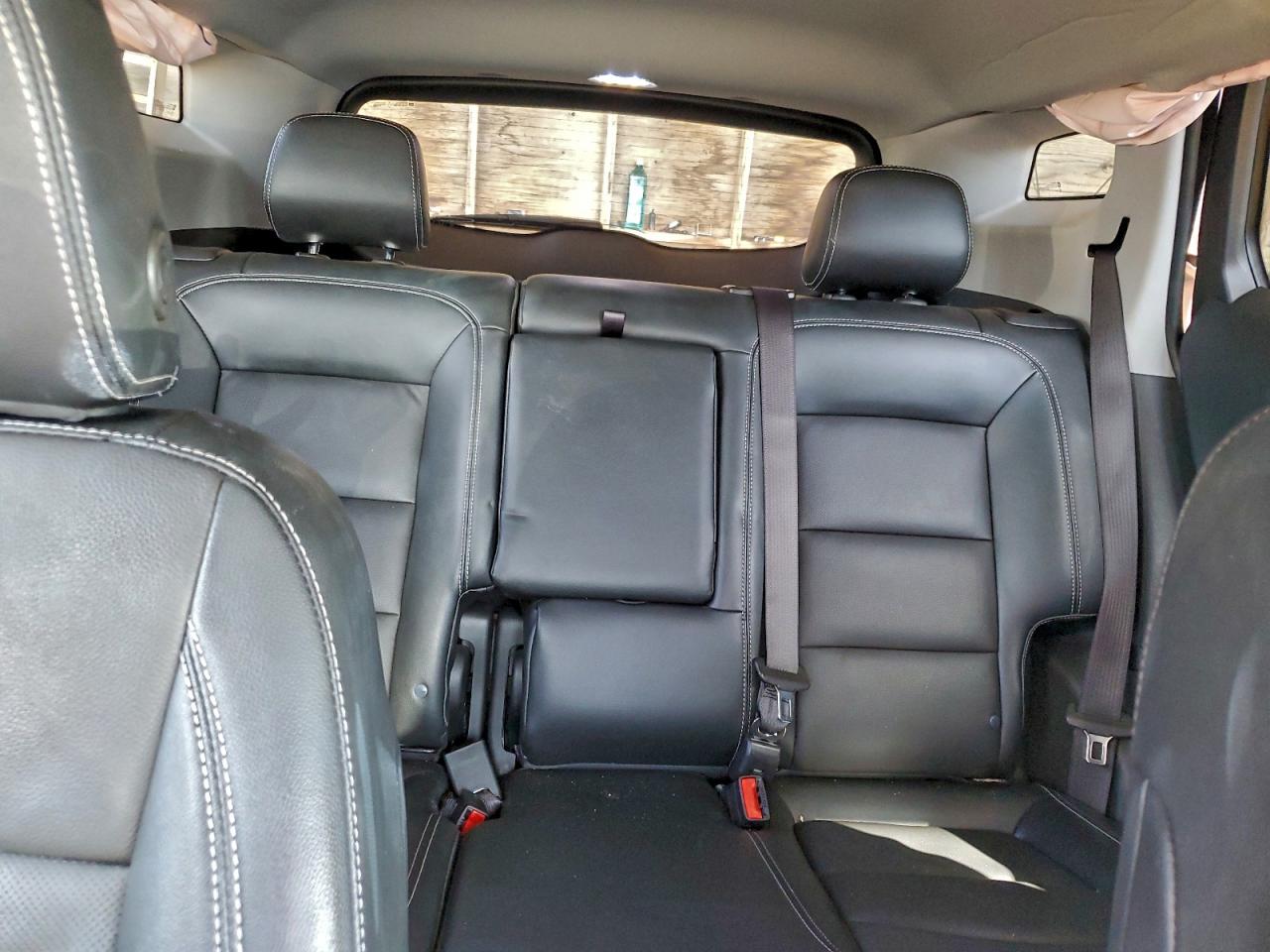 2024 GMC TERRAIN SLT photo 10