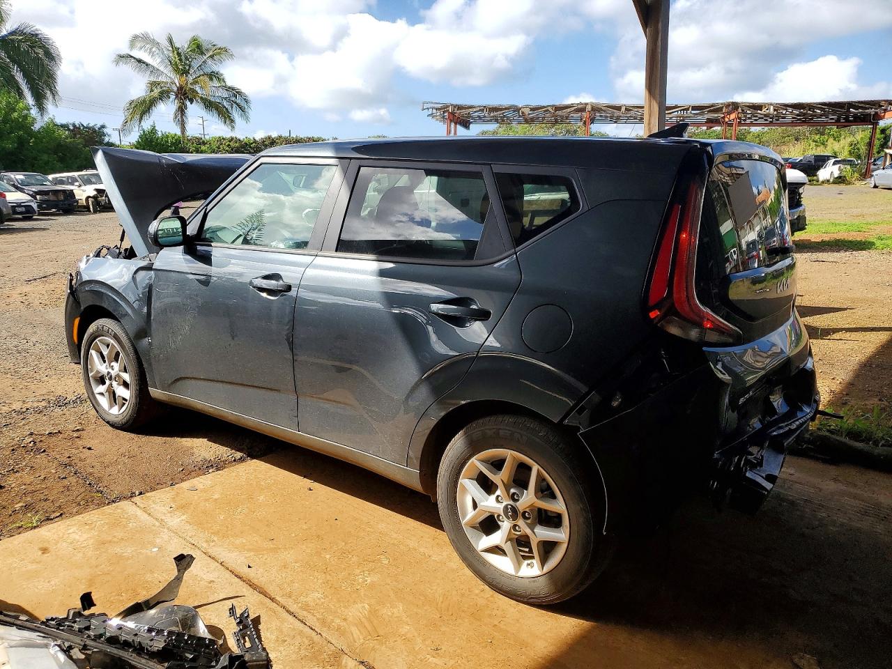 2025 KIA SOUL LX photo 2