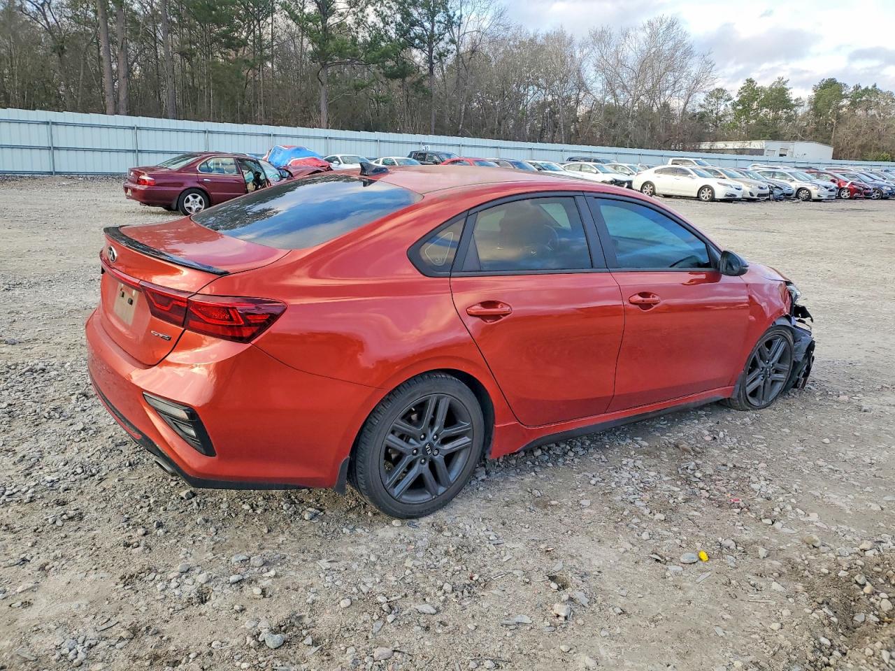 2021 KIA FORTE GT LINE photo 3