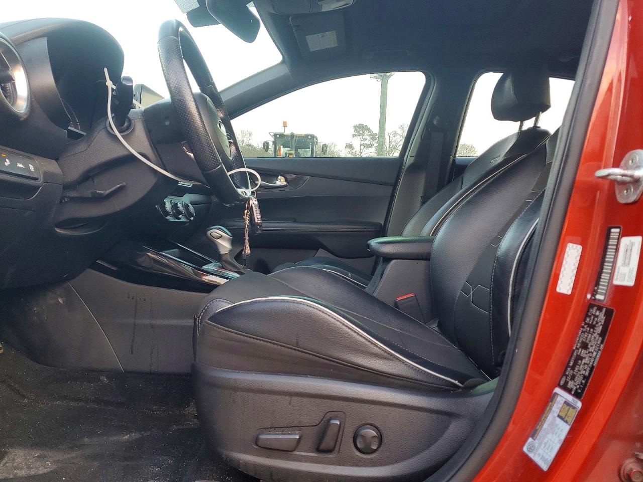 2021 KIA FORTE GT LINE photo 7