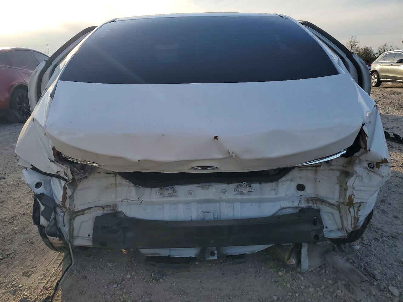 2019 TOYOTA COROLLA photo 6