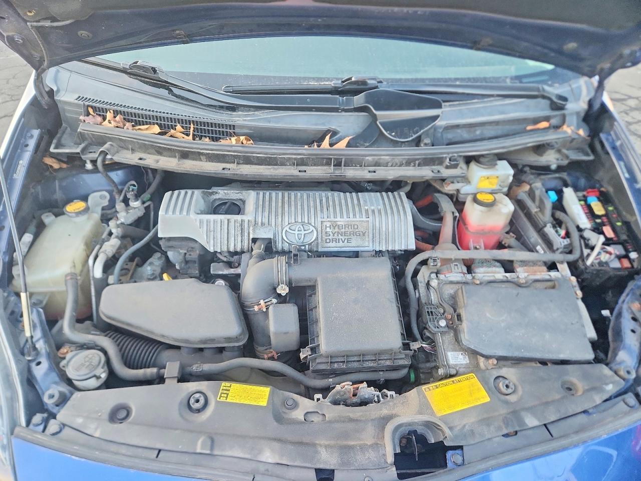 2010 TOYOTA PRIUS photo 11