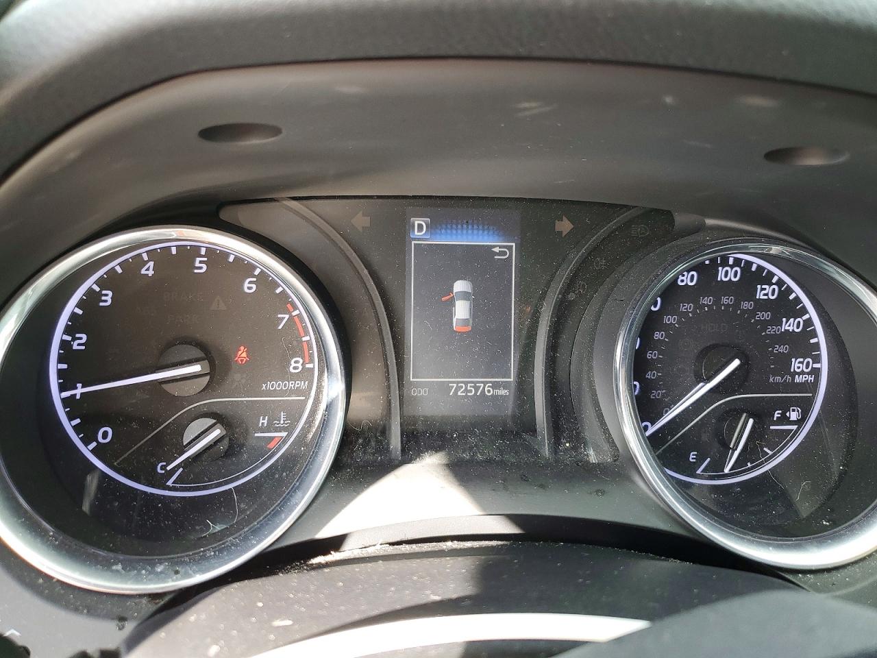 2020 TOYOTA CAMRY LE photo 9