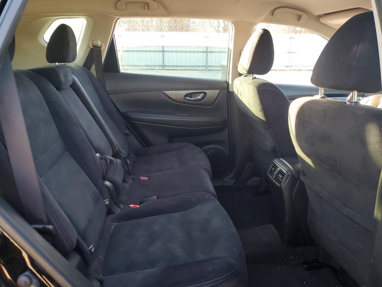 2016 NISSAN ROGUE S photo 11