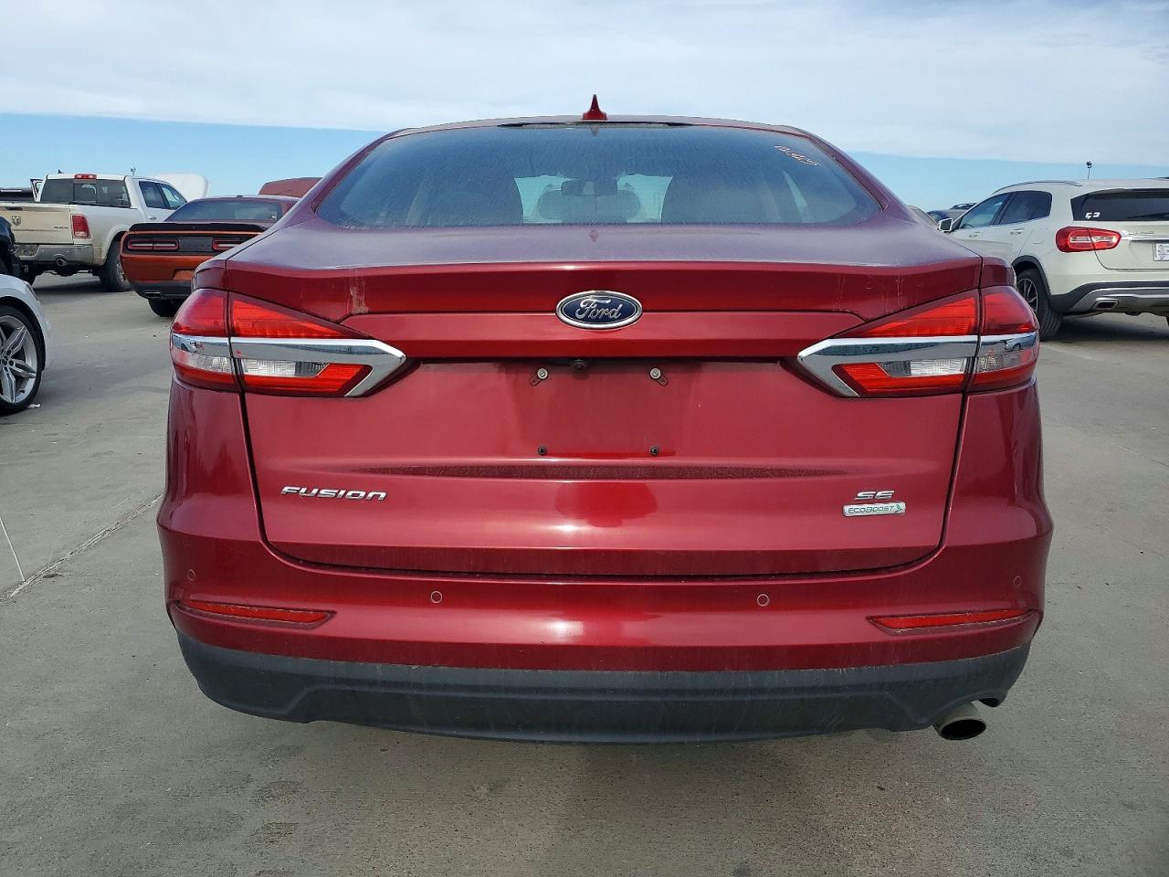 2019 FORD FUSION SE photo 6
