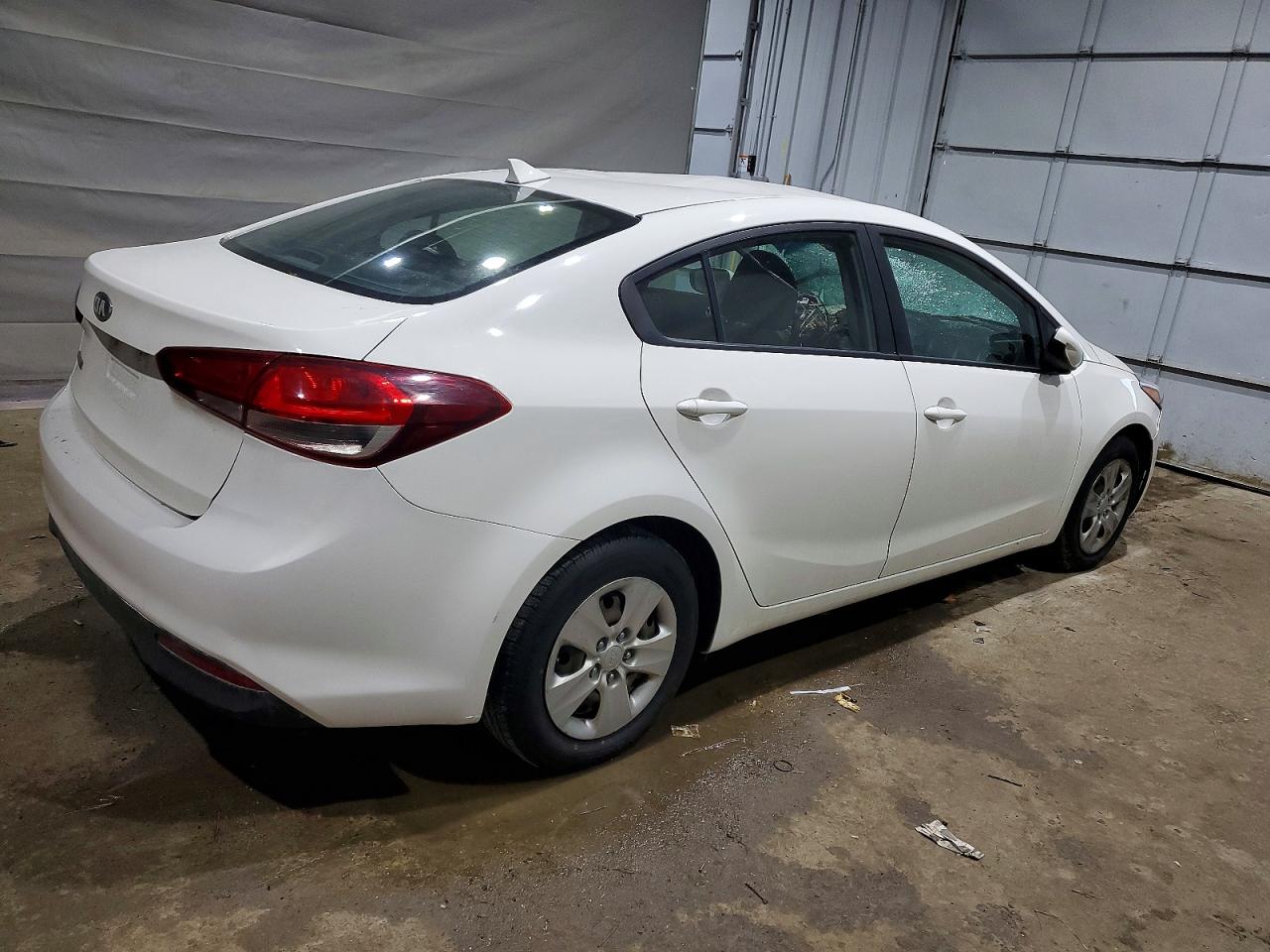 2018 KIA FORTE LX photo 3