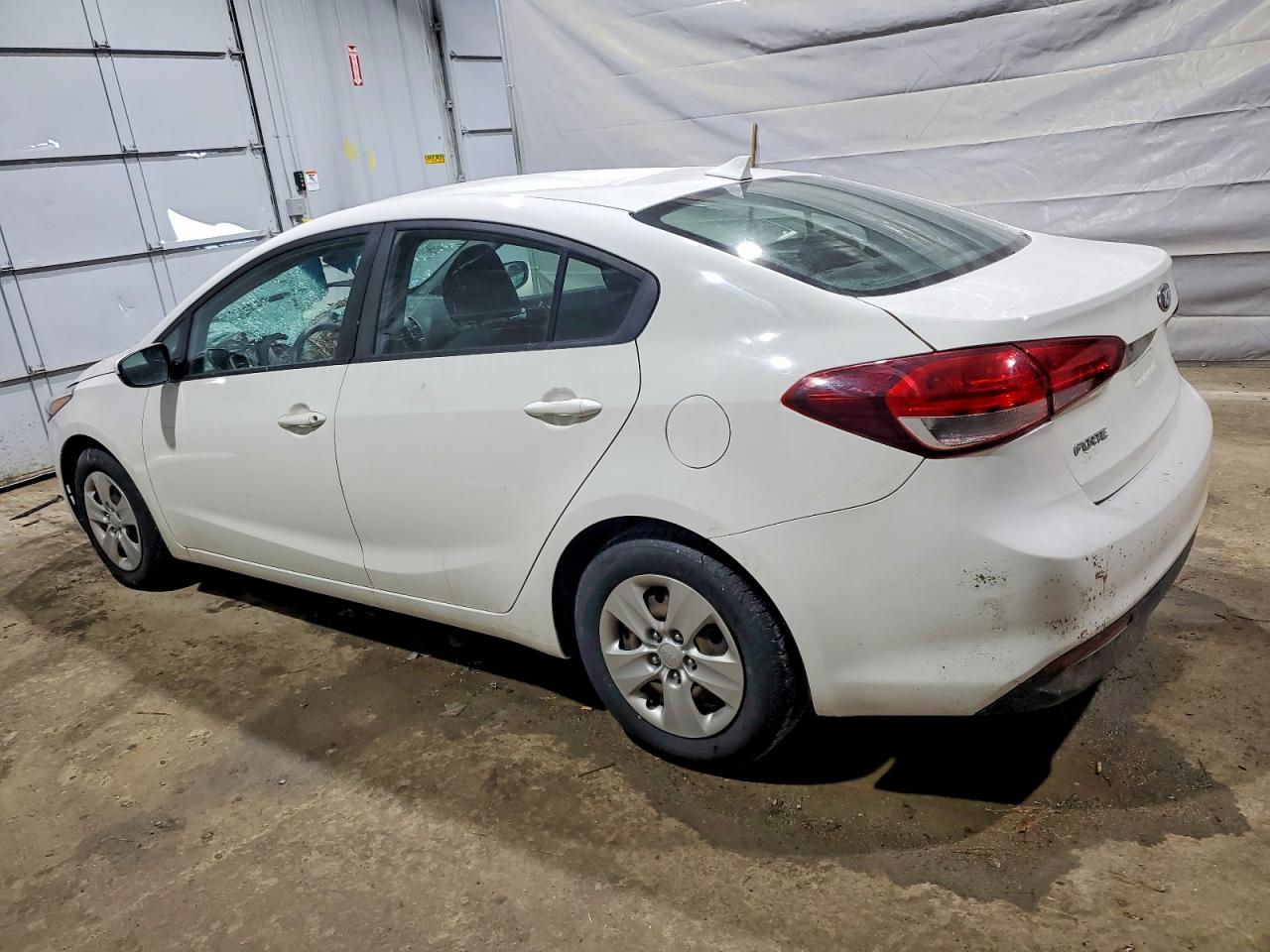 2018 KIA FORTE LX photo 2