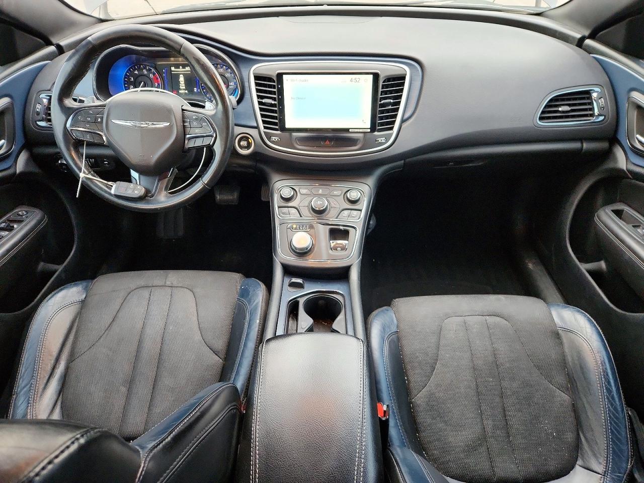 2015 CHRYSLER 200 S photo 8