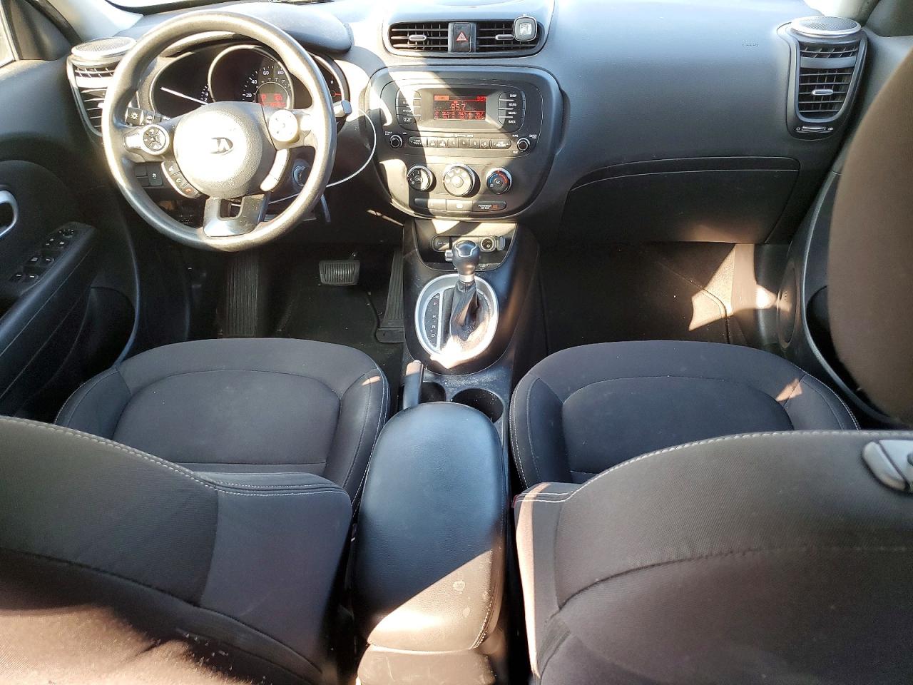 2016 KIA SOUL photo 8
