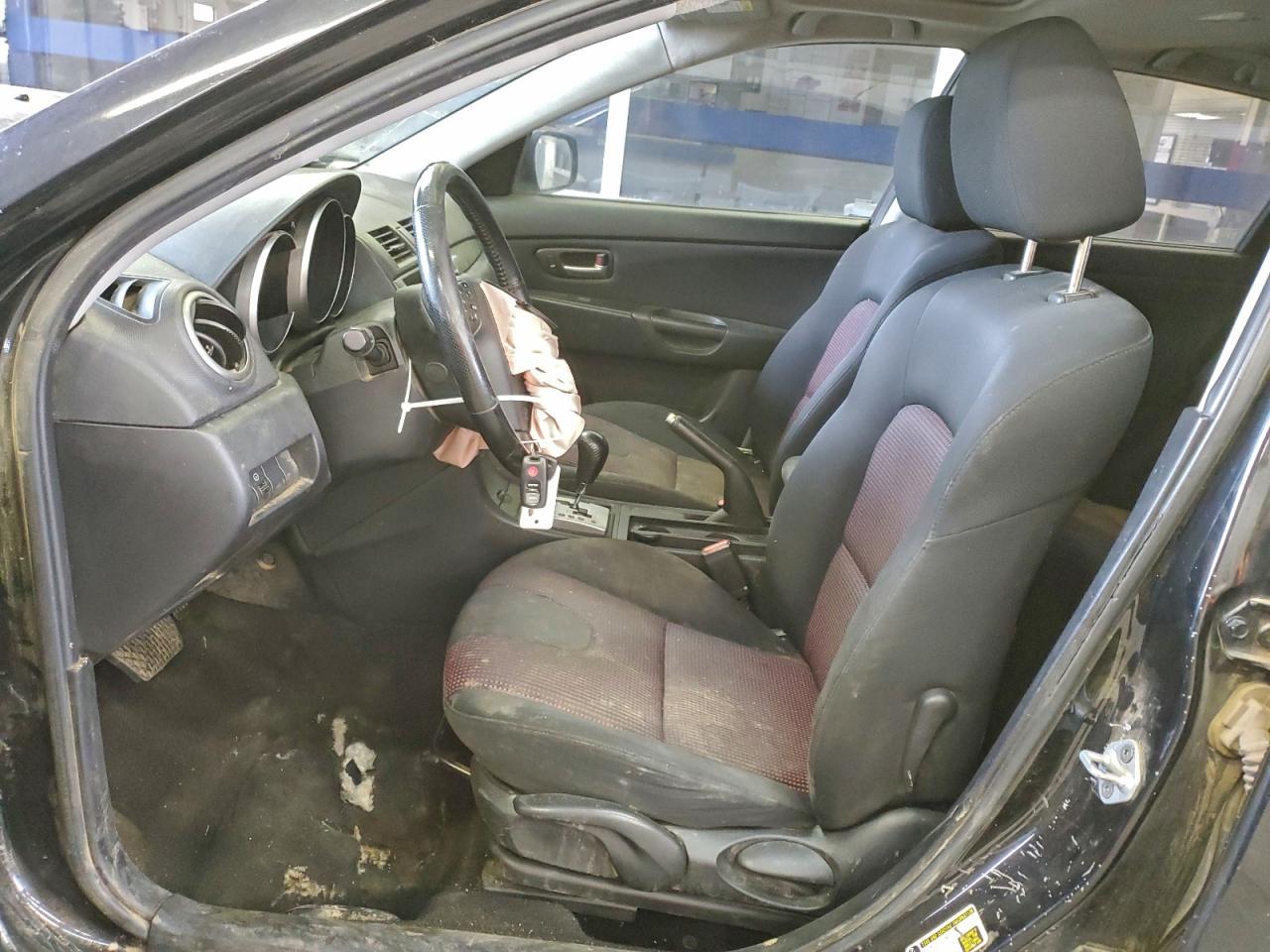 2006 MAZDA 3 HATCHBACK photo 7