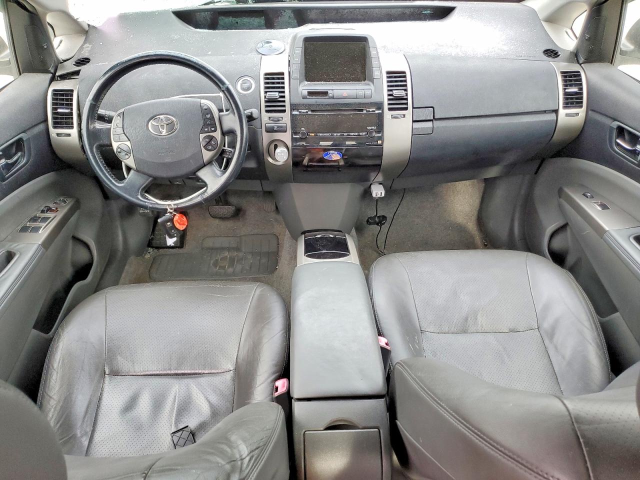 2009 TOYOTA PRIUS BASE photo 8
