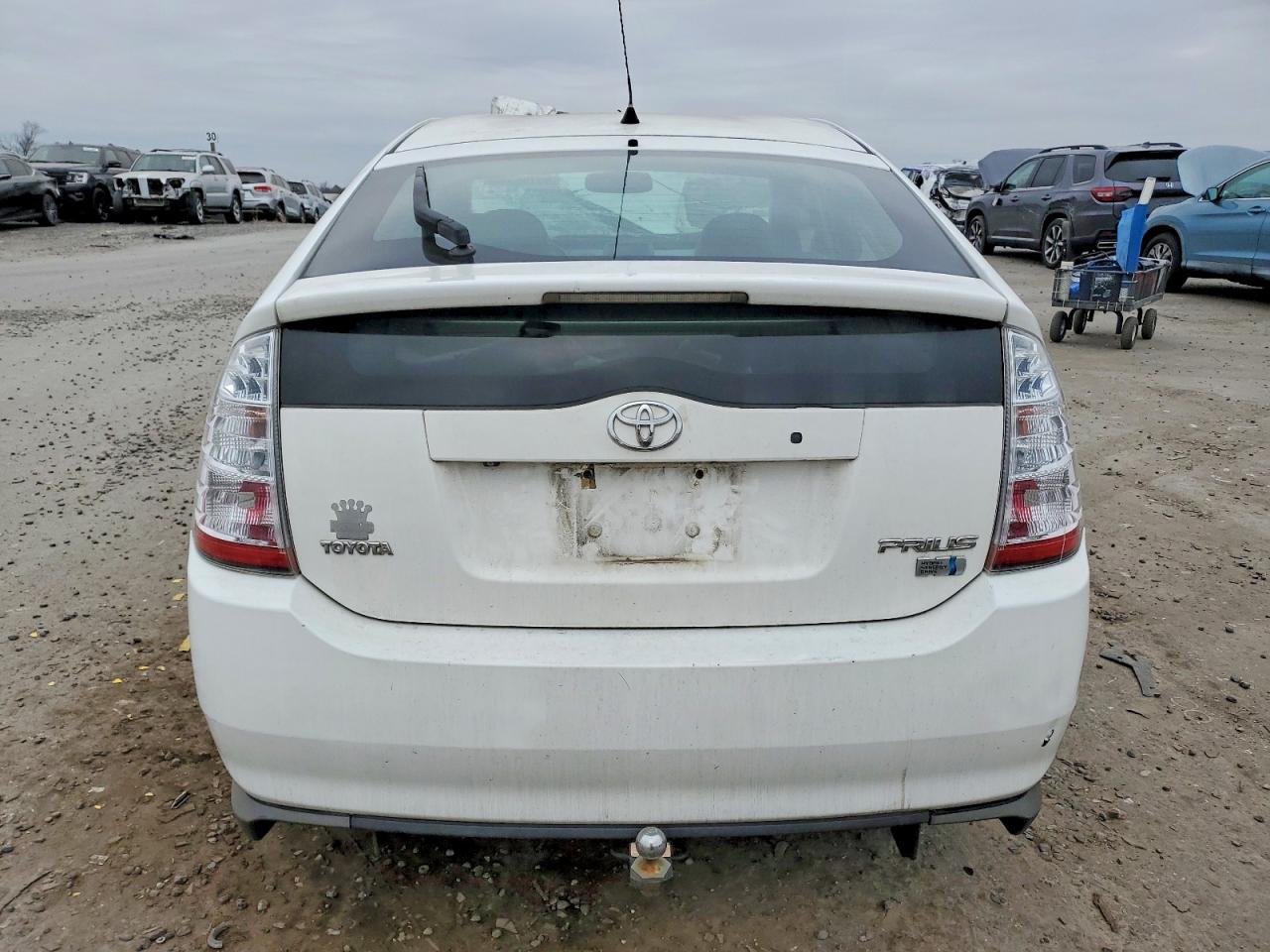 2009 TOYOTA PRIUS BASE photo 6