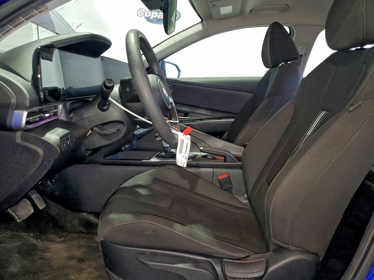 2024 HYUNDAI ELANTRA SEL photo 7