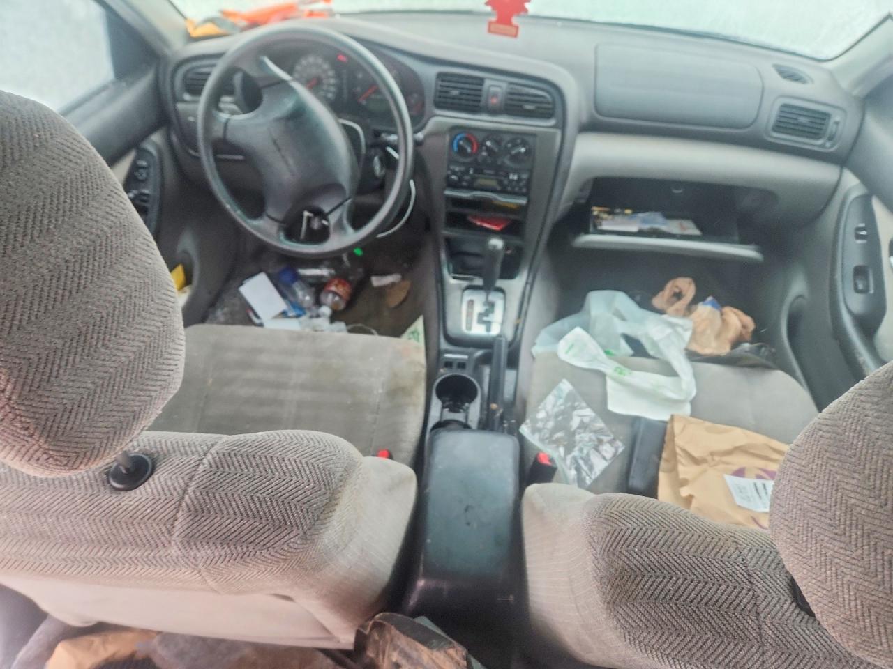 2002 SUBARU LEGACY L photo 8