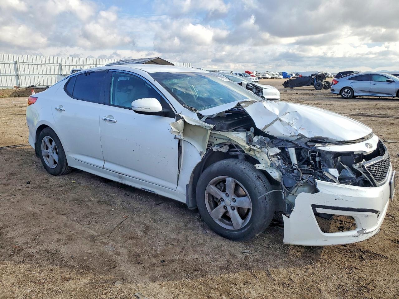 2014 KIA OPTIMA LX photo 4