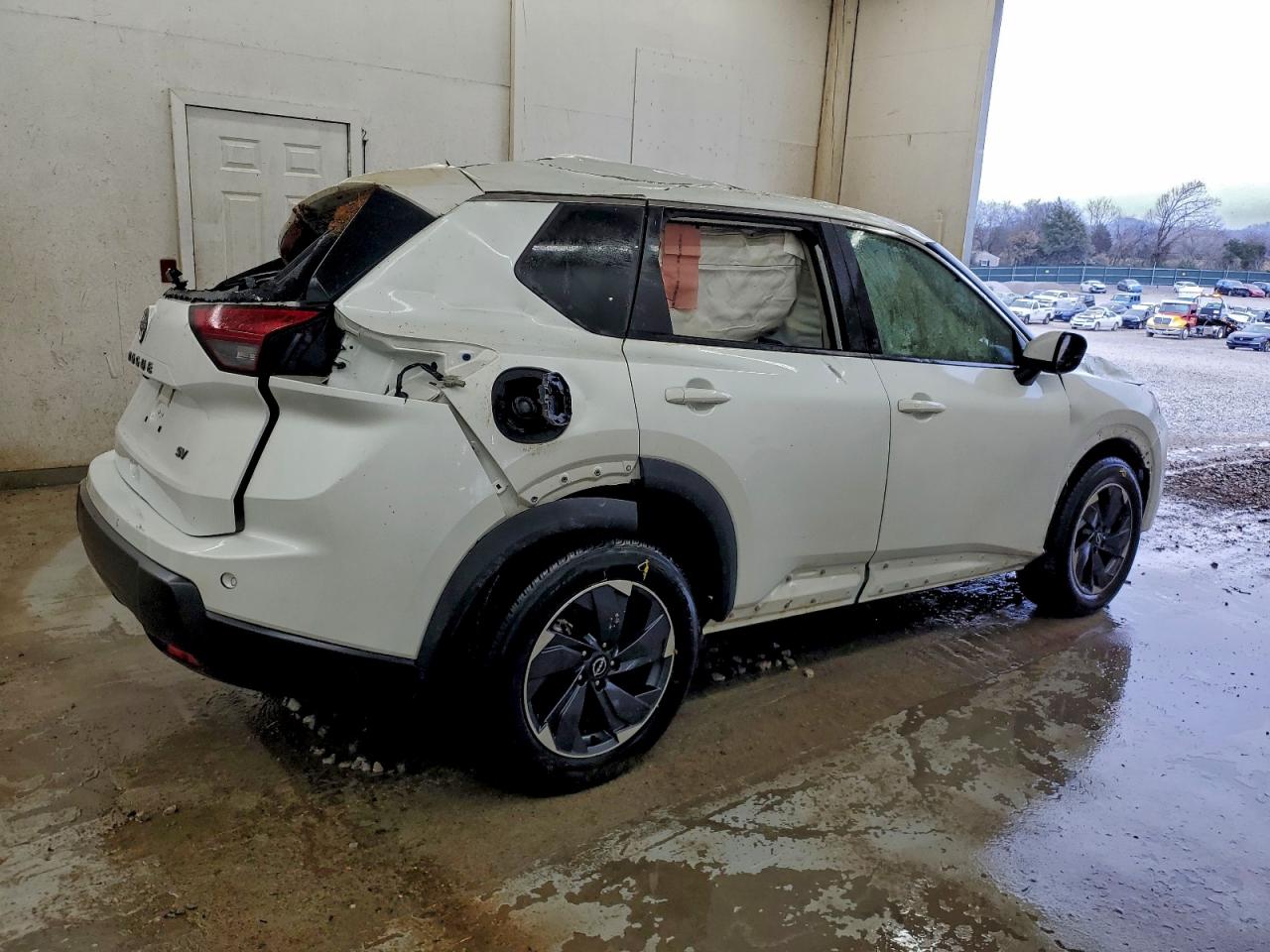 2024 NISSAN ROGUE SV photo 3