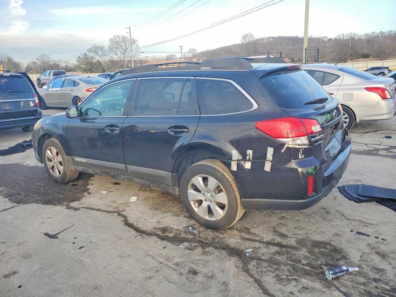 2011 SUBARU OUTBACK 2.5I PREMIUM photo 2