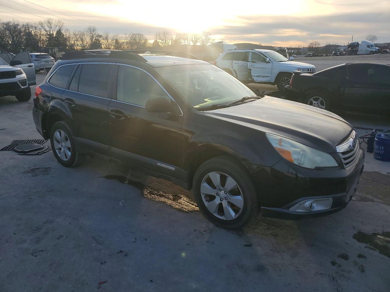 2011 SUBARU OUTBACK 2.5I PREMIUM photo 4