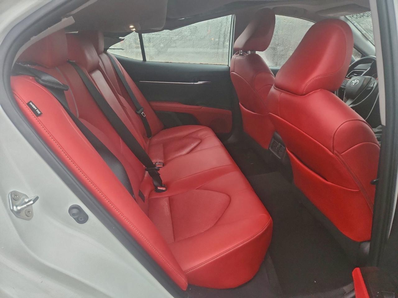 2021 TOYOTA CAMRY XSE photo 10