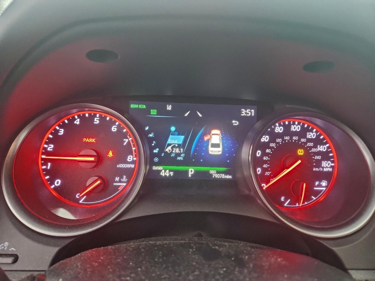 2021 TOYOTA CAMRY XSE photo 9